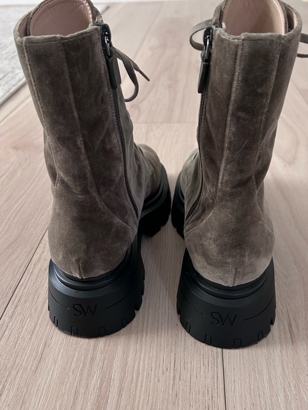 Stuart Weitzman Women’s Velvet Lace- Up Chunky Platform Combat Boots - Picture 4 of 8